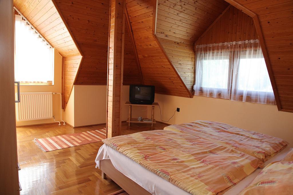 Andrea Apartmanhaz Balatongyörök Екстериор снимка