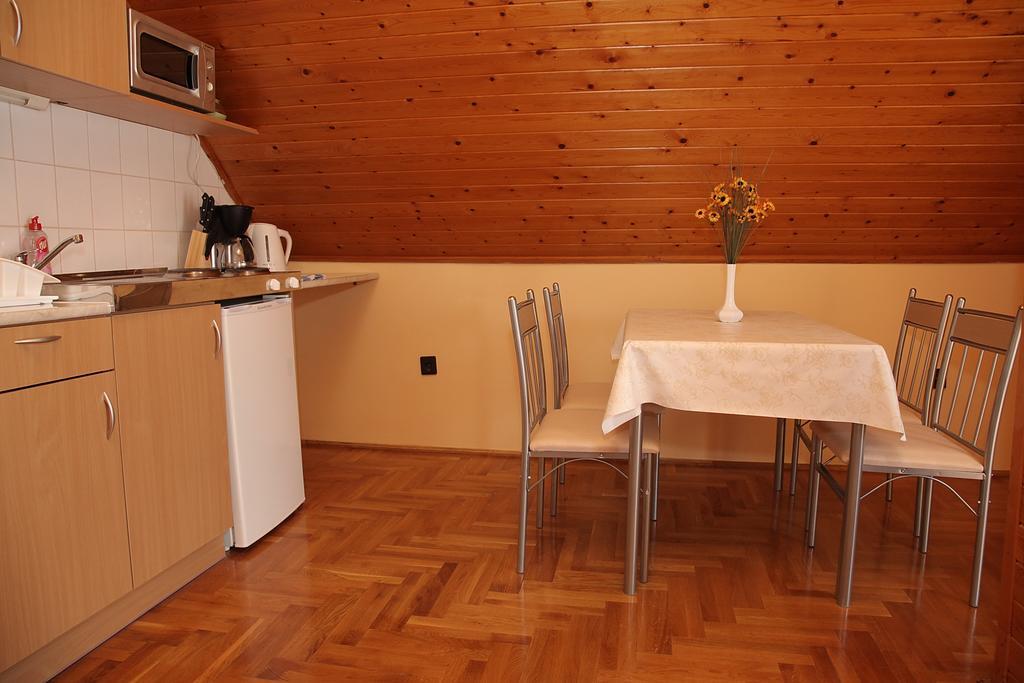 Andrea Apartmanhaz Balatongyörök Екстериор снимка