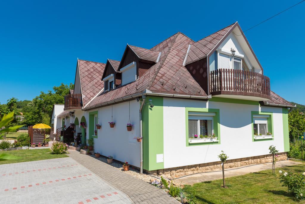 Andrea Apartmanhaz Balatongyörök Екстериор снимка
