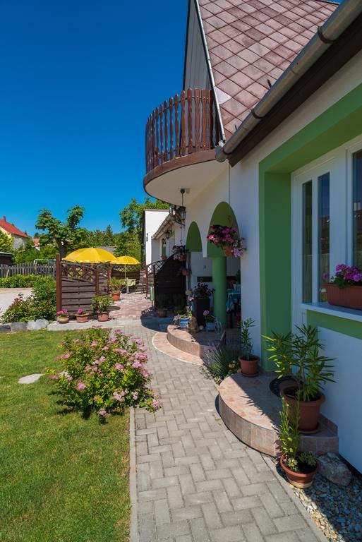 Andrea Apartmanhaz Balatongyörök Екстериор снимка