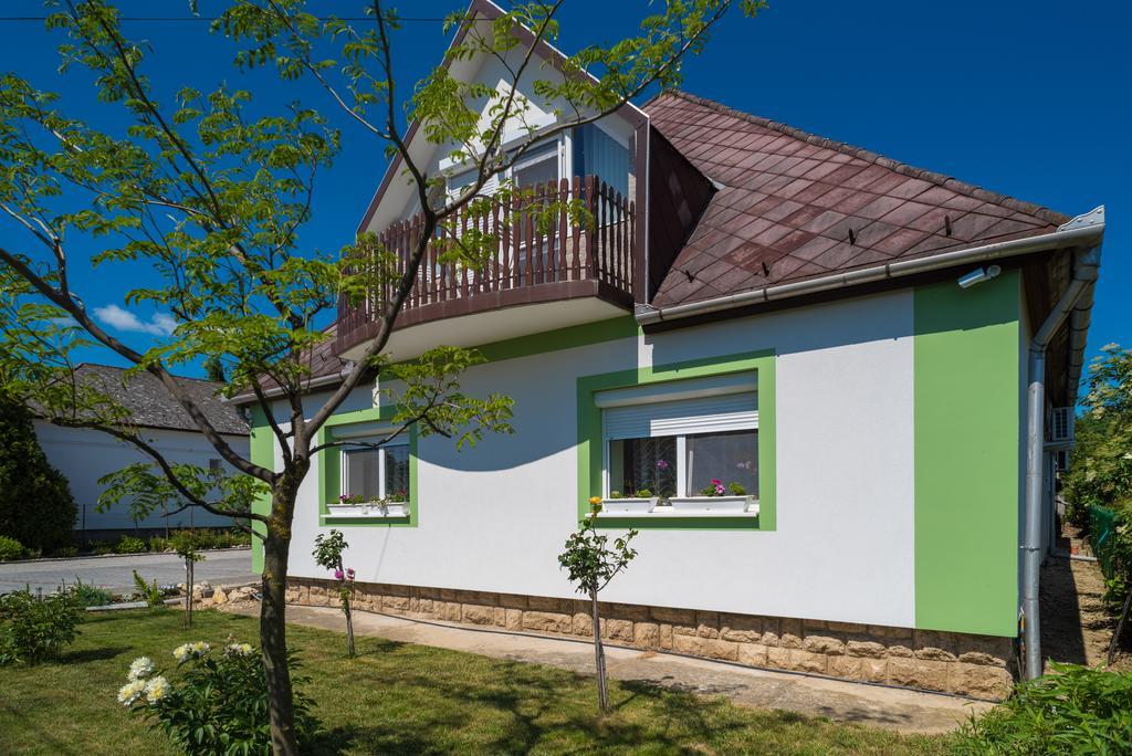 Andrea Apartmanhaz Balatongyörök Екстериор снимка