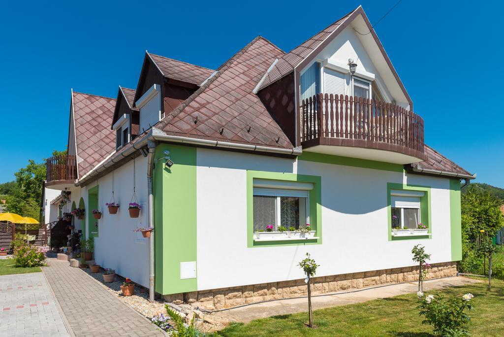 Andrea Apartmanhaz Balatongyörök Екстериор снимка
